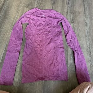 Lululemon swiftly tech long sleeve (Sz 2)